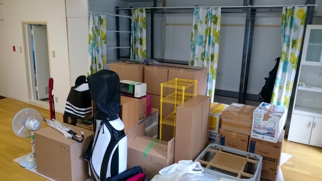 引越し荷物が置いてある部屋